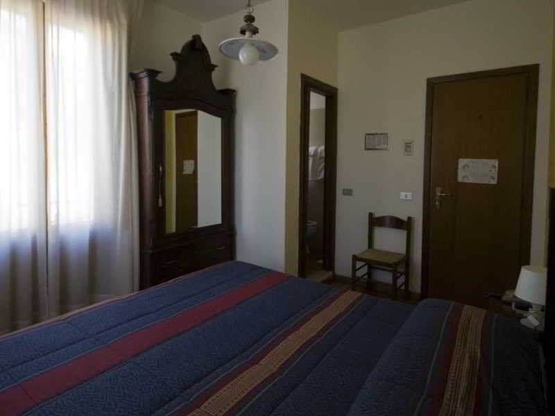 B&B Edelweiss Castione della Presolana Bagian luar foto