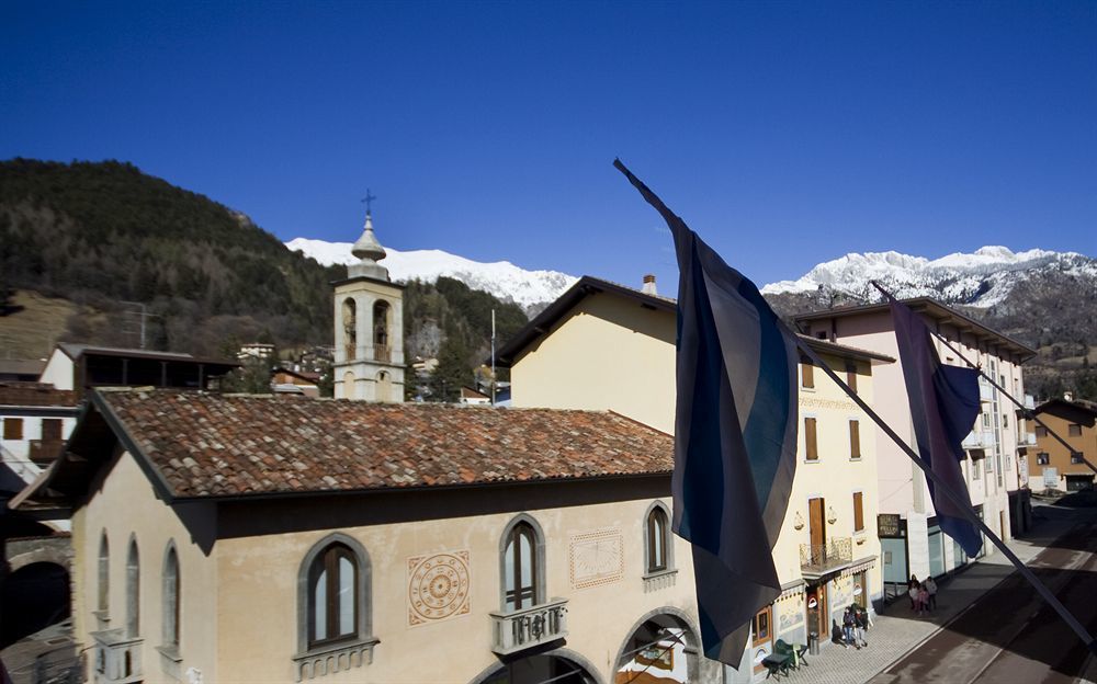 B&B Edelweiss Castione della Presolana Bagian luar foto