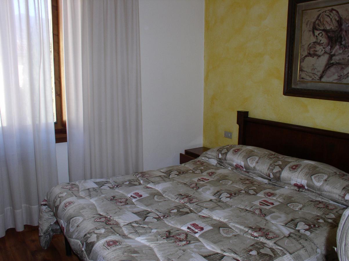 B&B Edelweiss Castione della Presolana Bagian luar foto
