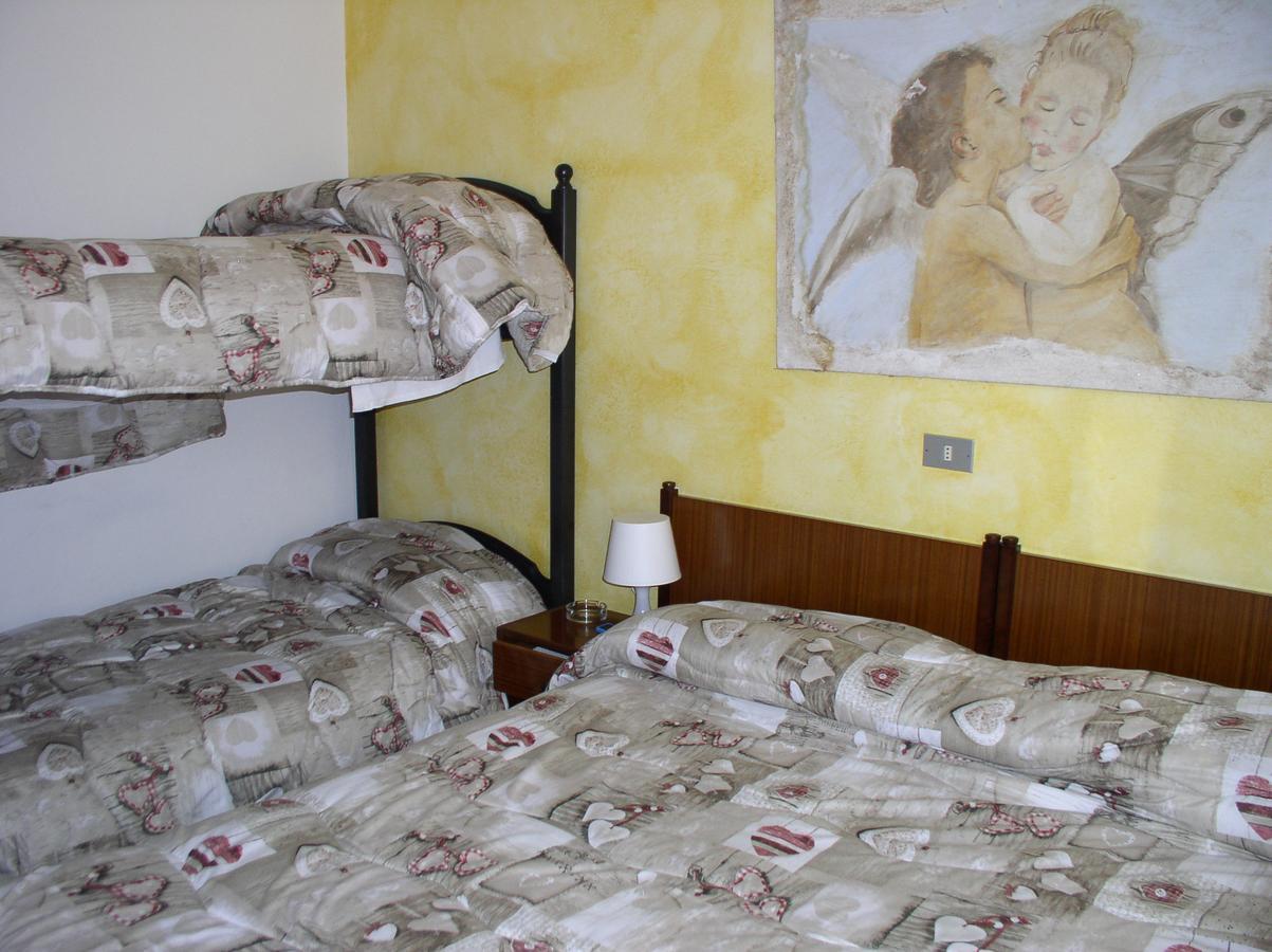 B&B Edelweiss Castione della Presolana Bagian luar foto