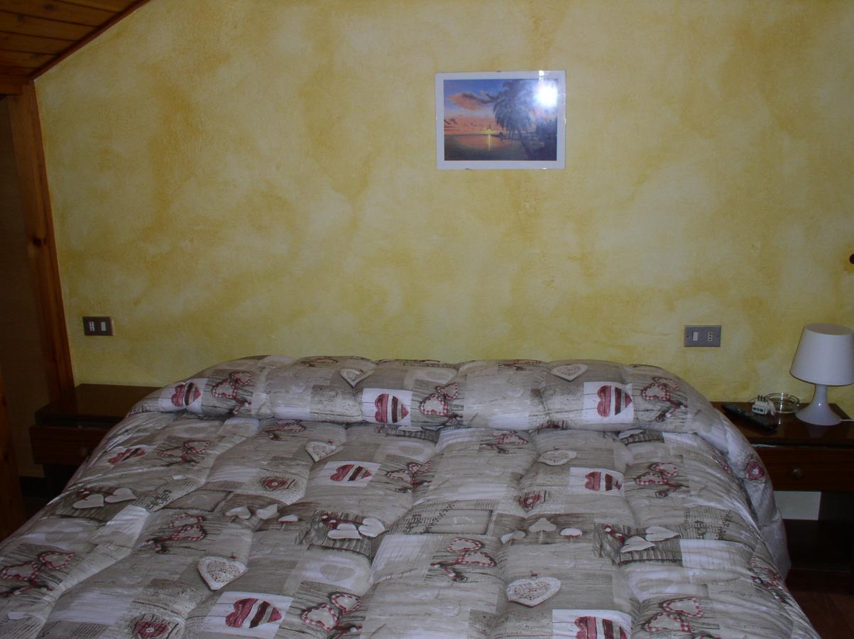 B&B Edelweiss Castione della Presolana Bagian luar foto