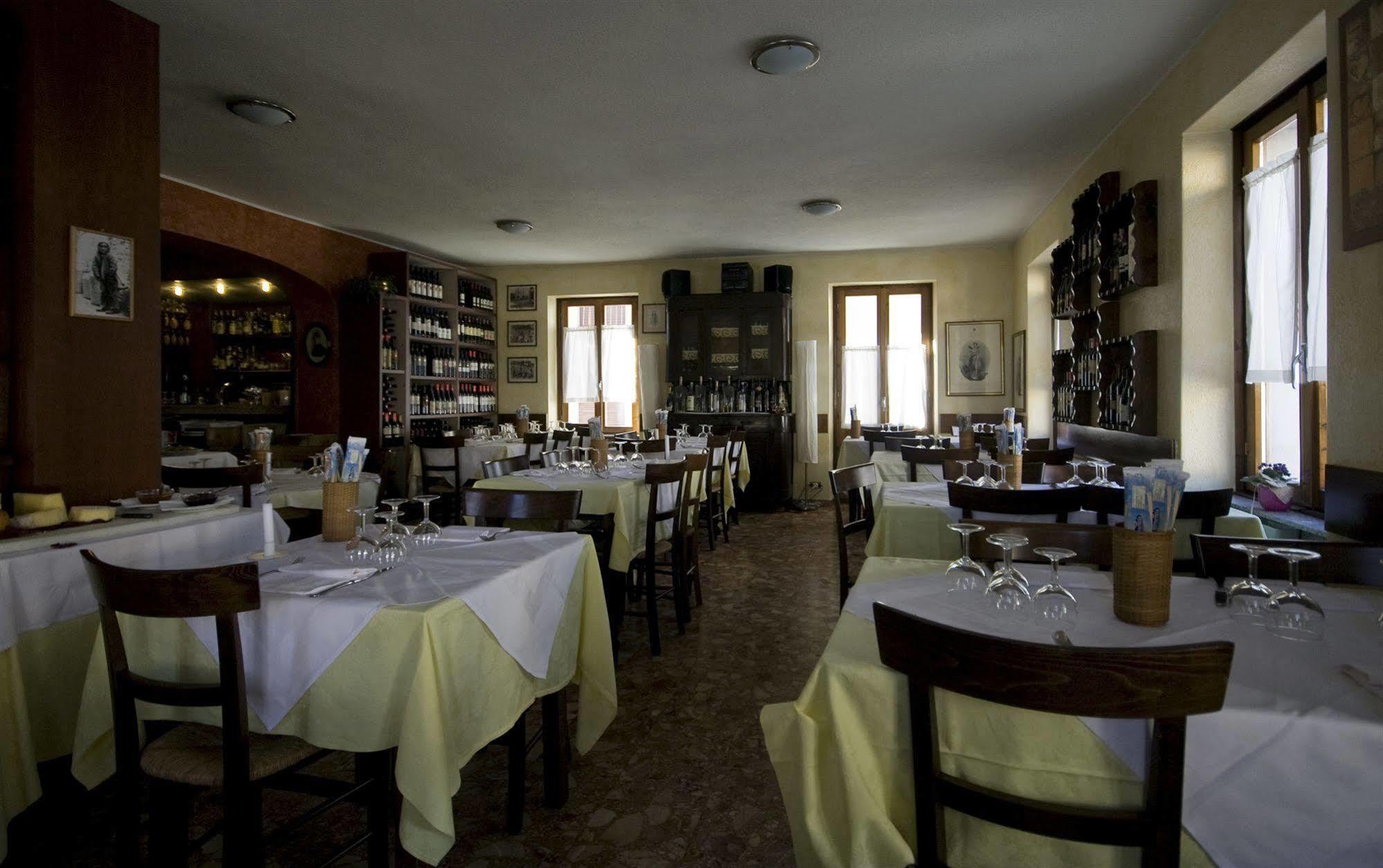 B&B Edelweiss Castione della Presolana Bagian luar foto